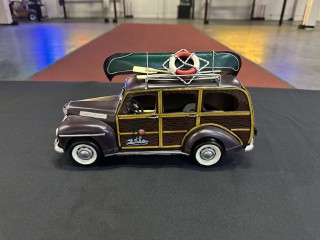 Image for 1947 Chevrolet Suburban Metal Car Decor ID: 7655742