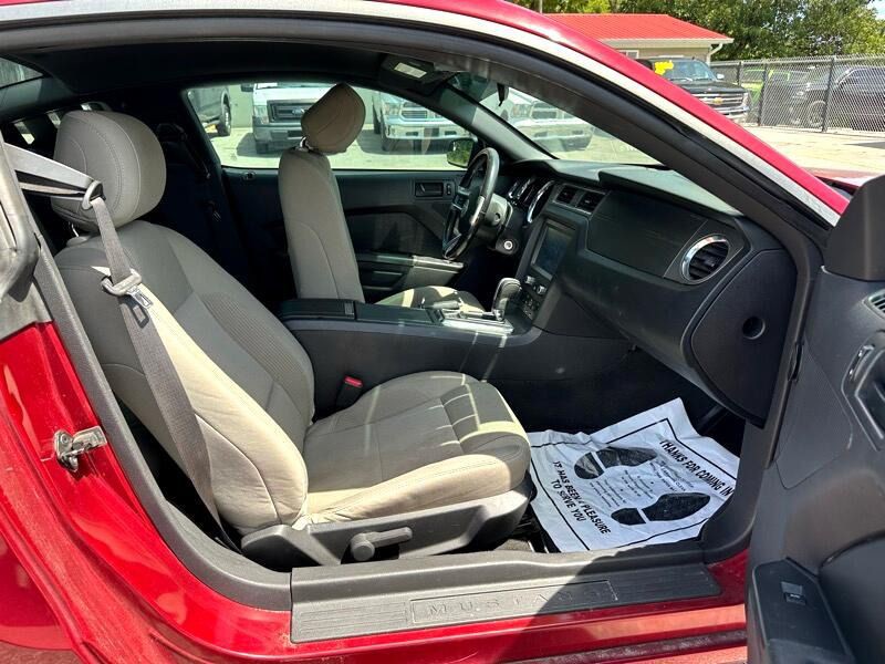 2014 Ford Mustang Image 12