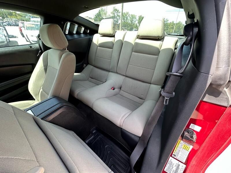 2014 Ford Mustang Image 14