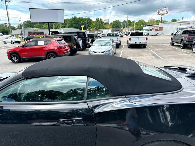 2019 Chevrolet Camaro Image 15