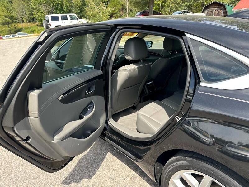 2018 Chevrolet Impala Image 12