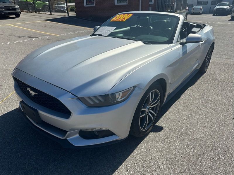 2016 Ford Mustang Image 1