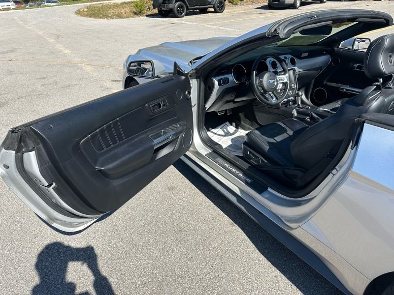 2016 Ford Mustang Image 11