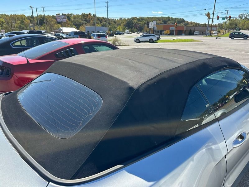 2016 Ford Mustang Image 17