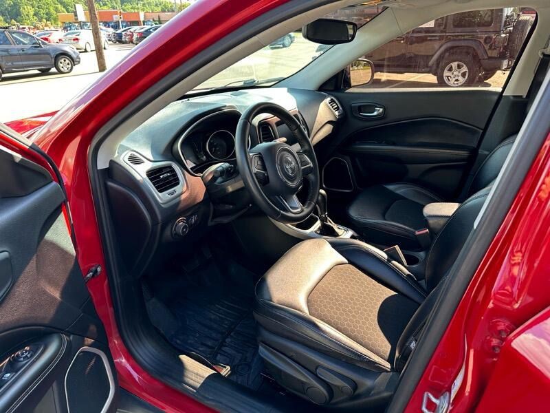 2019 Jeep Compass Image 5