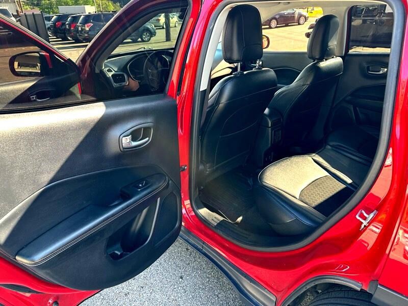 2019 Jeep Compass Image 6