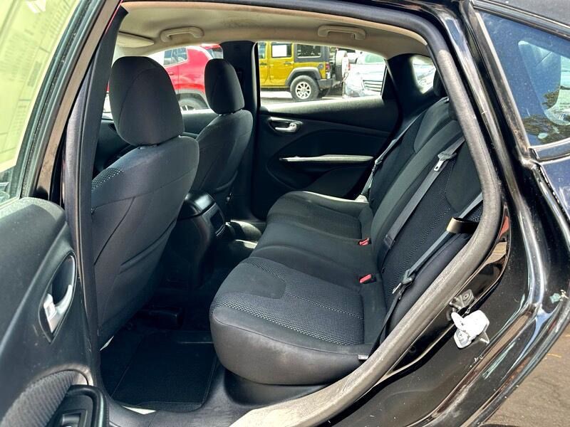 2016 Dodge Dart Image 12