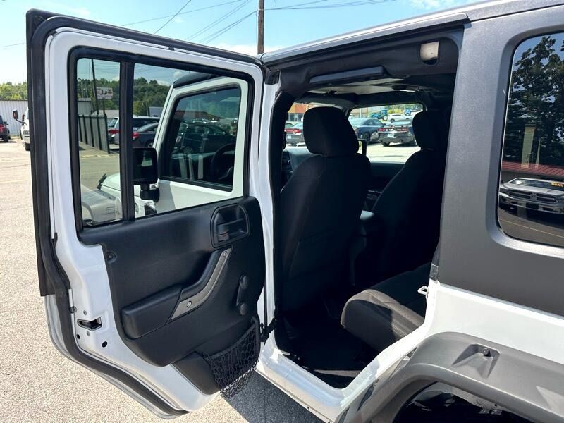 2018 Jeep Wrangler Image 11