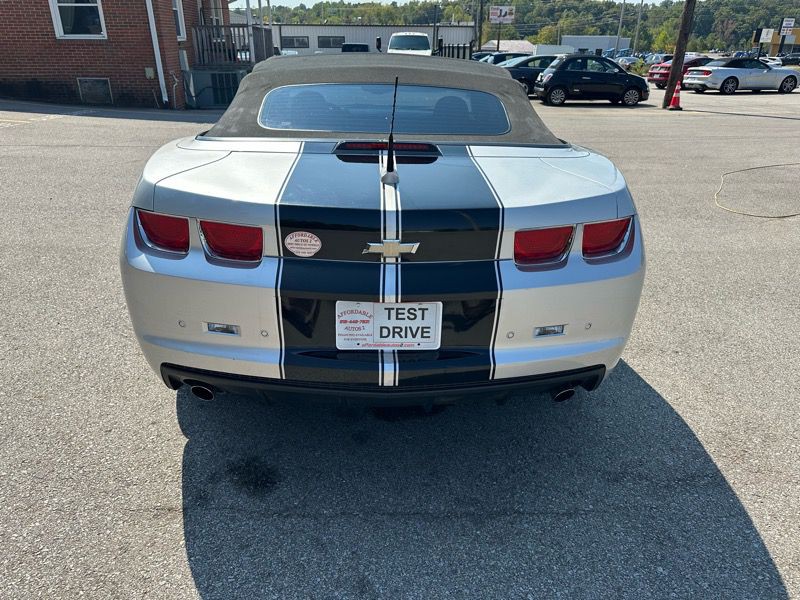 2011 Chevrolet Camaro Image 6