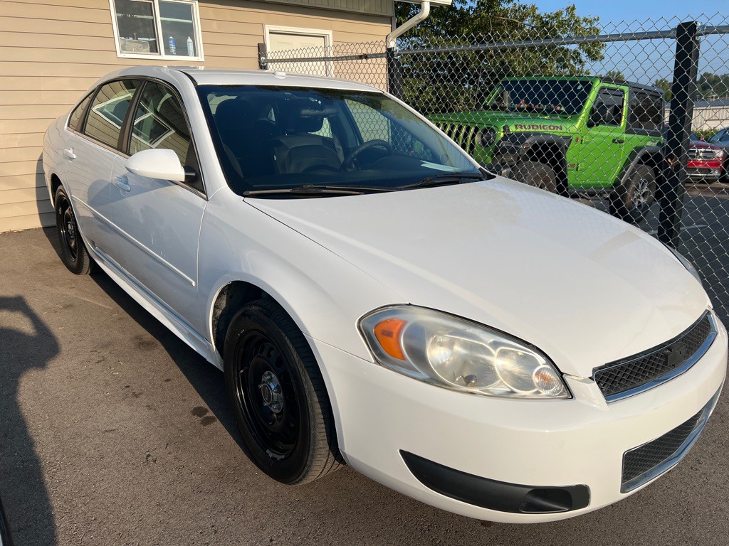 2013 Chevrolet Impala Image 2