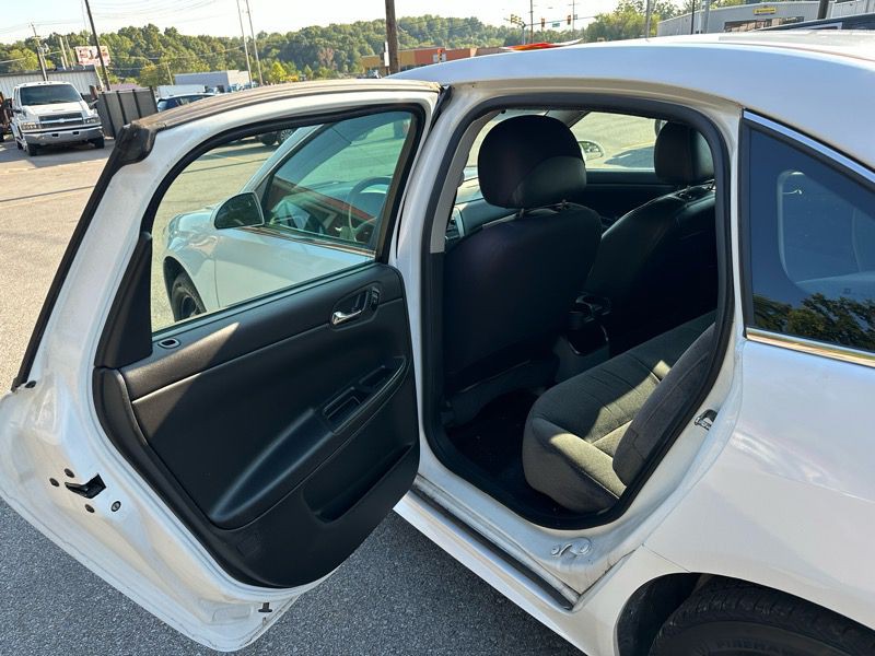 2013 Chevrolet Impala Image 11