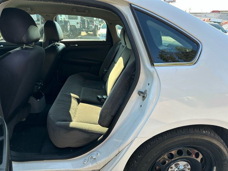 2013 Chevrolet Impala Image 12