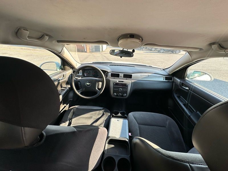 2013 Chevrolet Impala Image 17