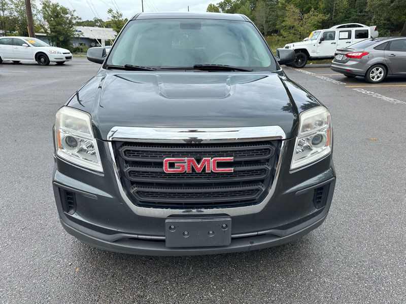 2017 GMC Terrain Image 2