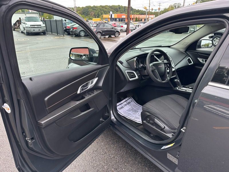 2017 GMC Terrain Image 9