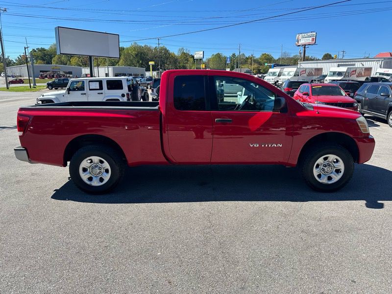 2007 Nissan Titan Image 4