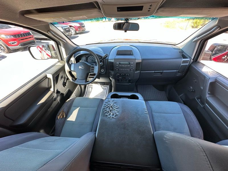 2007 Nissan Titan Image 17