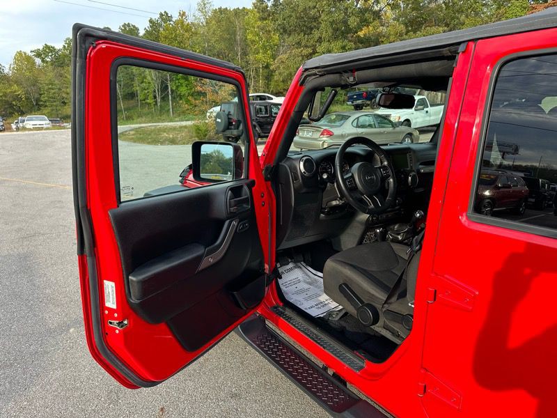 2017 Jeep Wrangler Unlimited Image 9