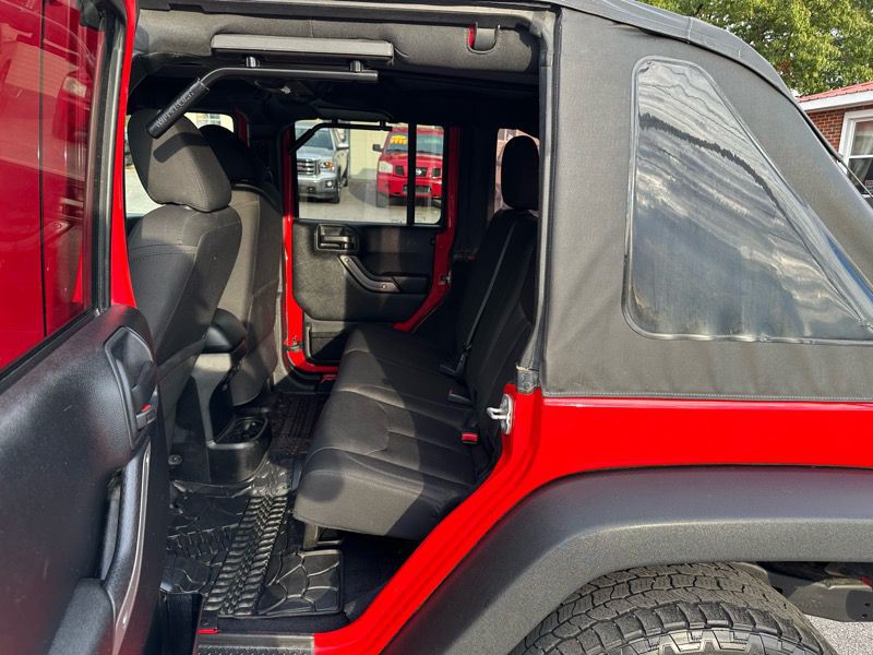 2017 Jeep Wrangler Unlimited Image 12