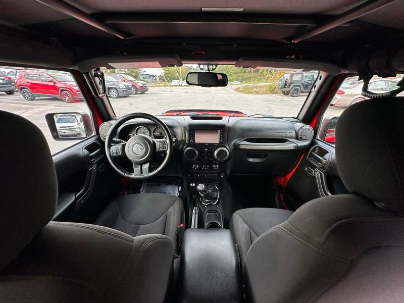 2017 Jeep Wrangler Unlimited Image 19