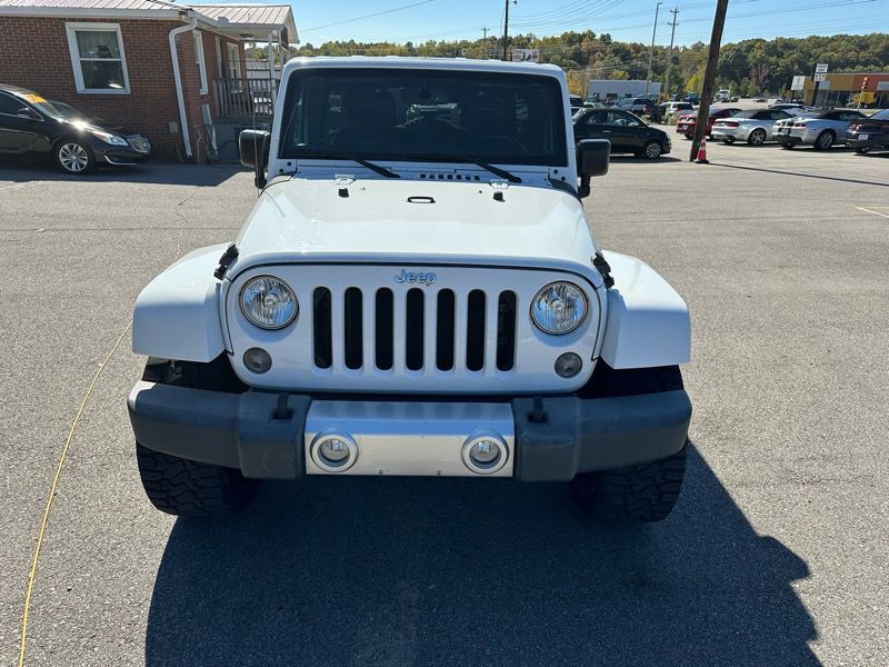 2015 Jeep Wrangler Unlimited Image 2