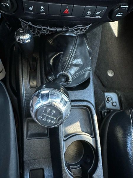 2015 Jeep Wrangler Unlimited Image 20