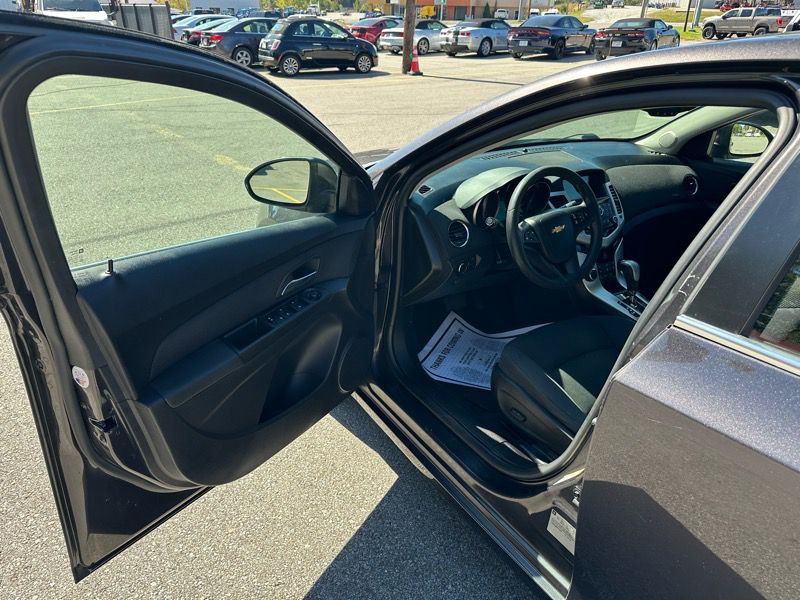 2015 Chevrolet Cruze Image 9