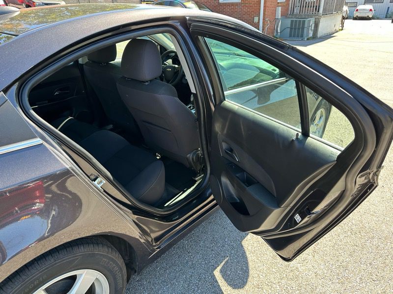 2015 Chevrolet Cruze Image 15