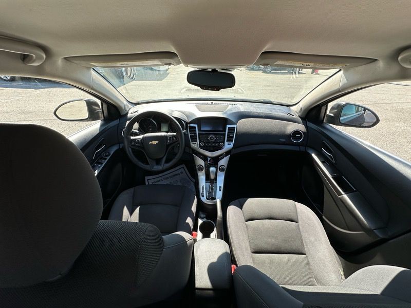 2015 Chevrolet Cruze Image 21