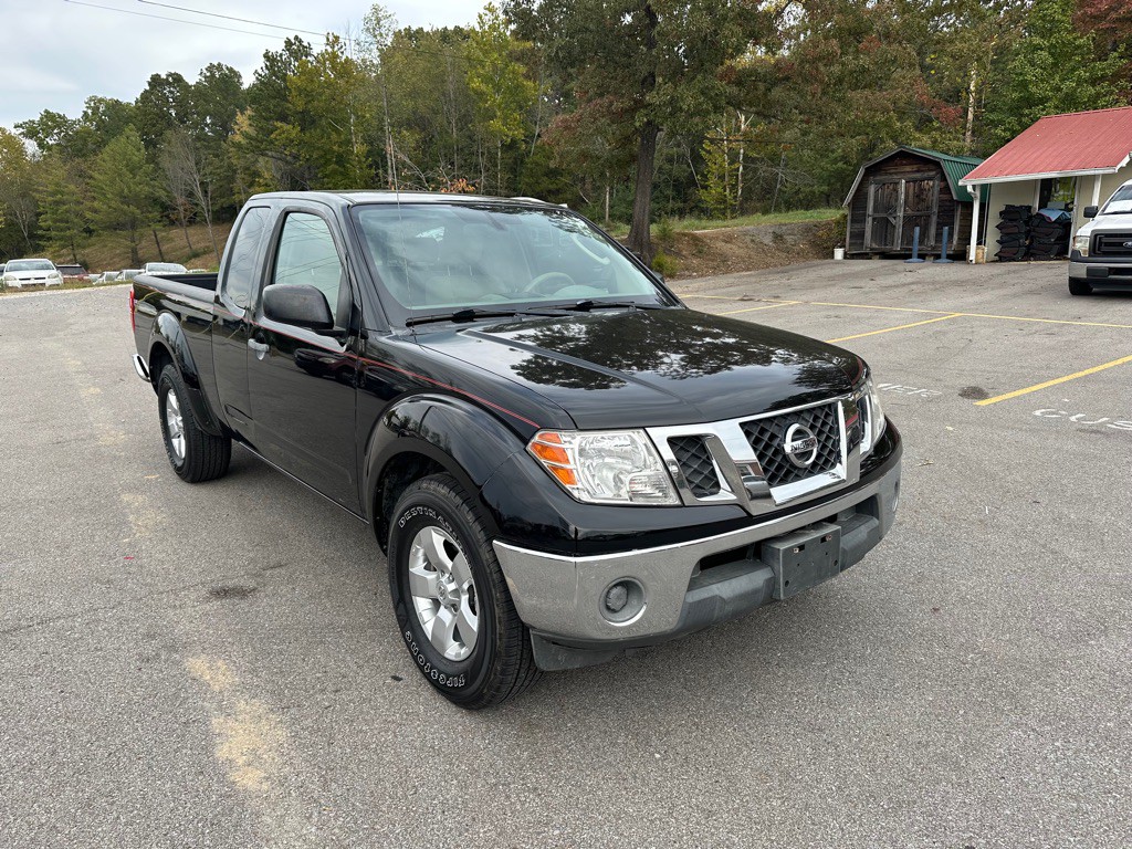 2011 Nissan Frontier Image 3