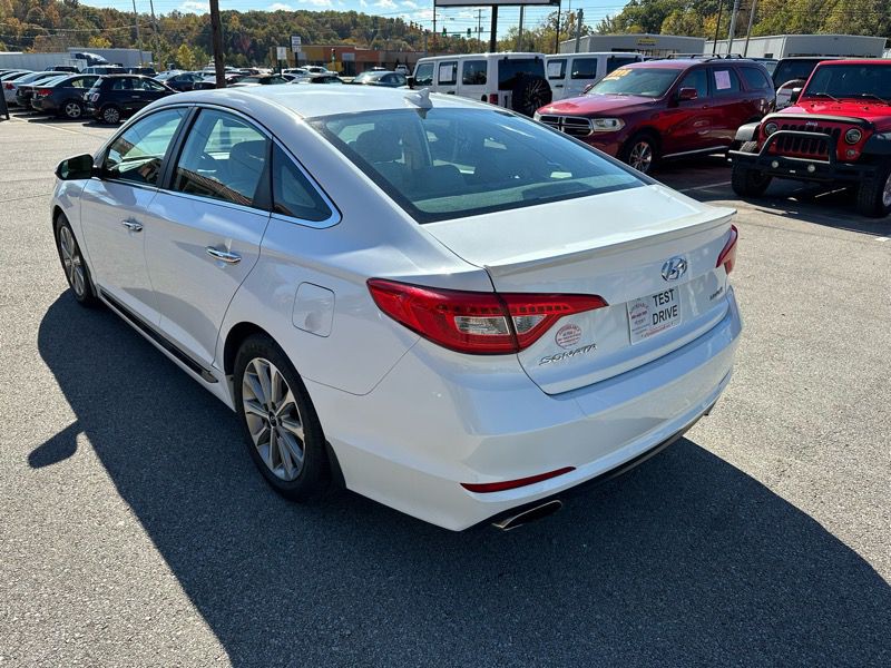 2016 Hyundai Sonata Image 8
