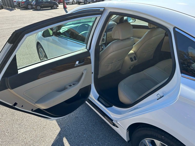 2016 Hyundai Sonata Image 11