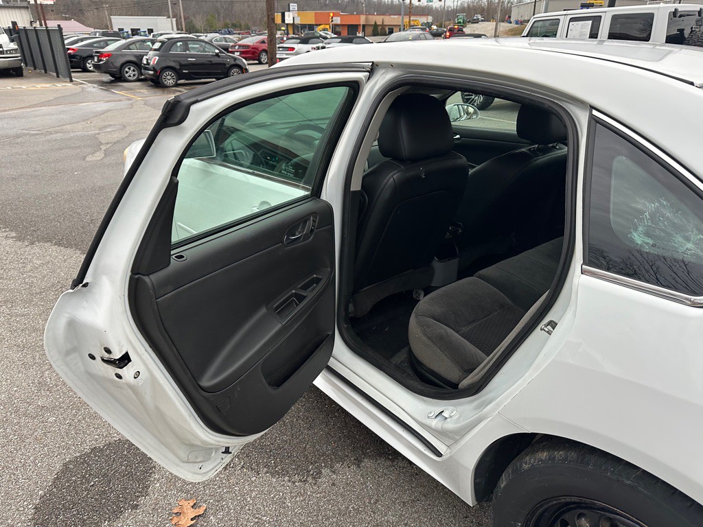 2013 Chevrolet Impala Image 11