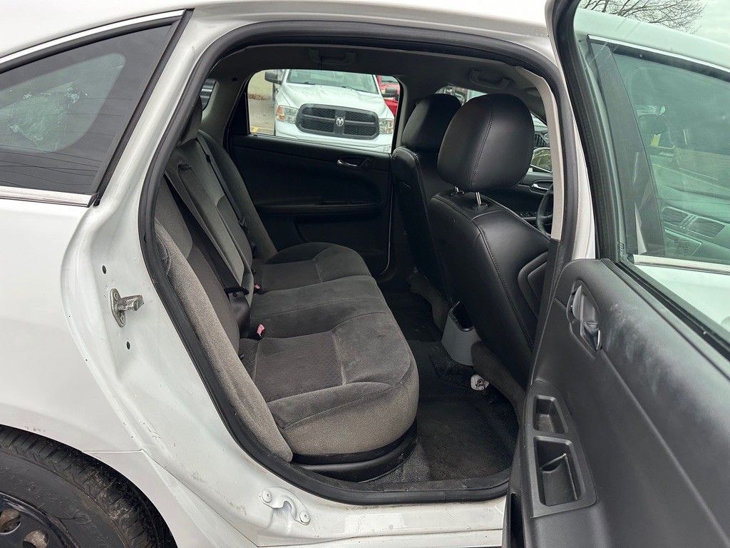 2013 Chevrolet Impala Image 14