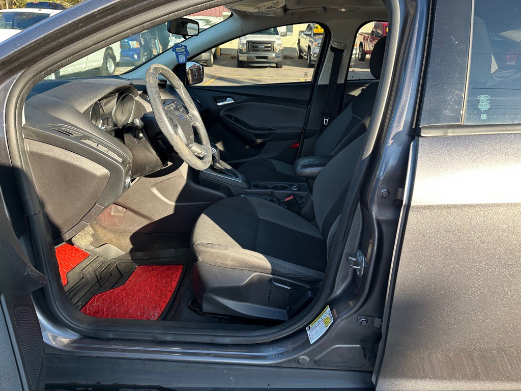 2014 Ford Focus Image 10