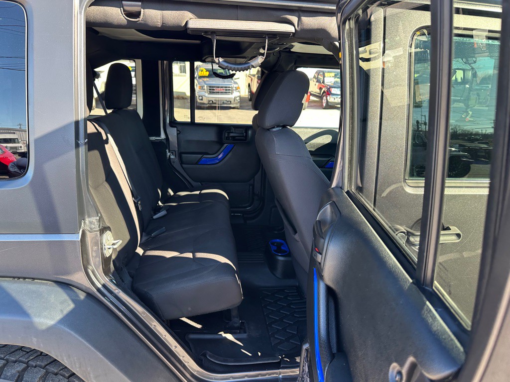 2017 Jeep Wrangler Unlimited Image 14
