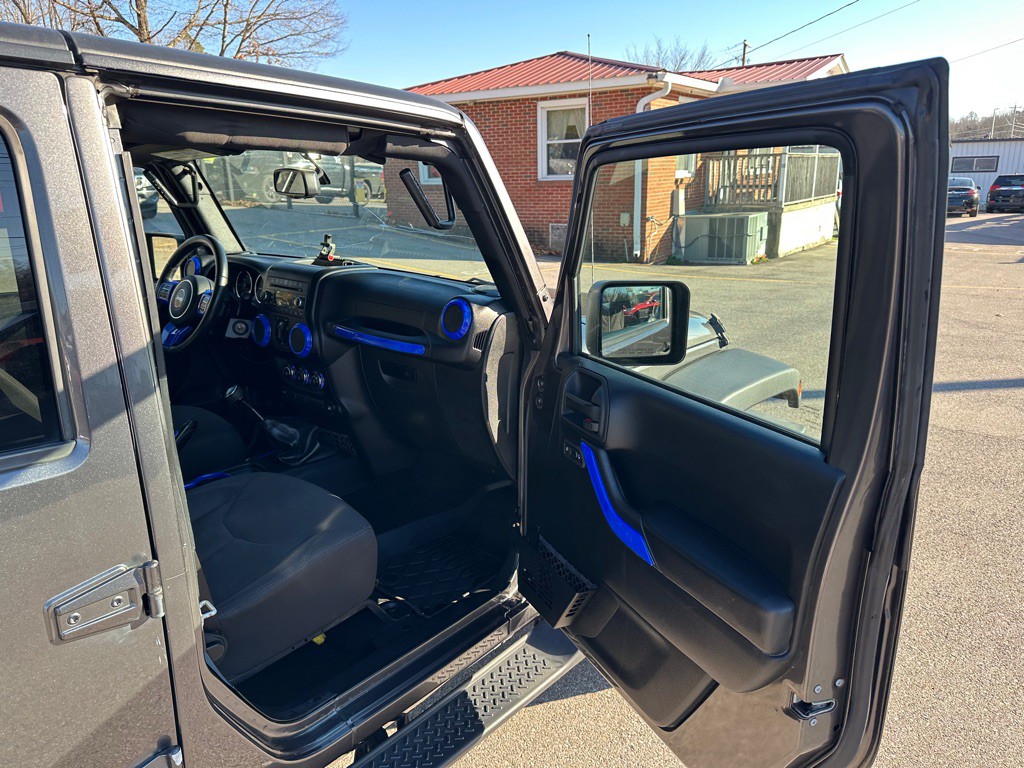 2017 Jeep Wrangler Unlimited Image 15