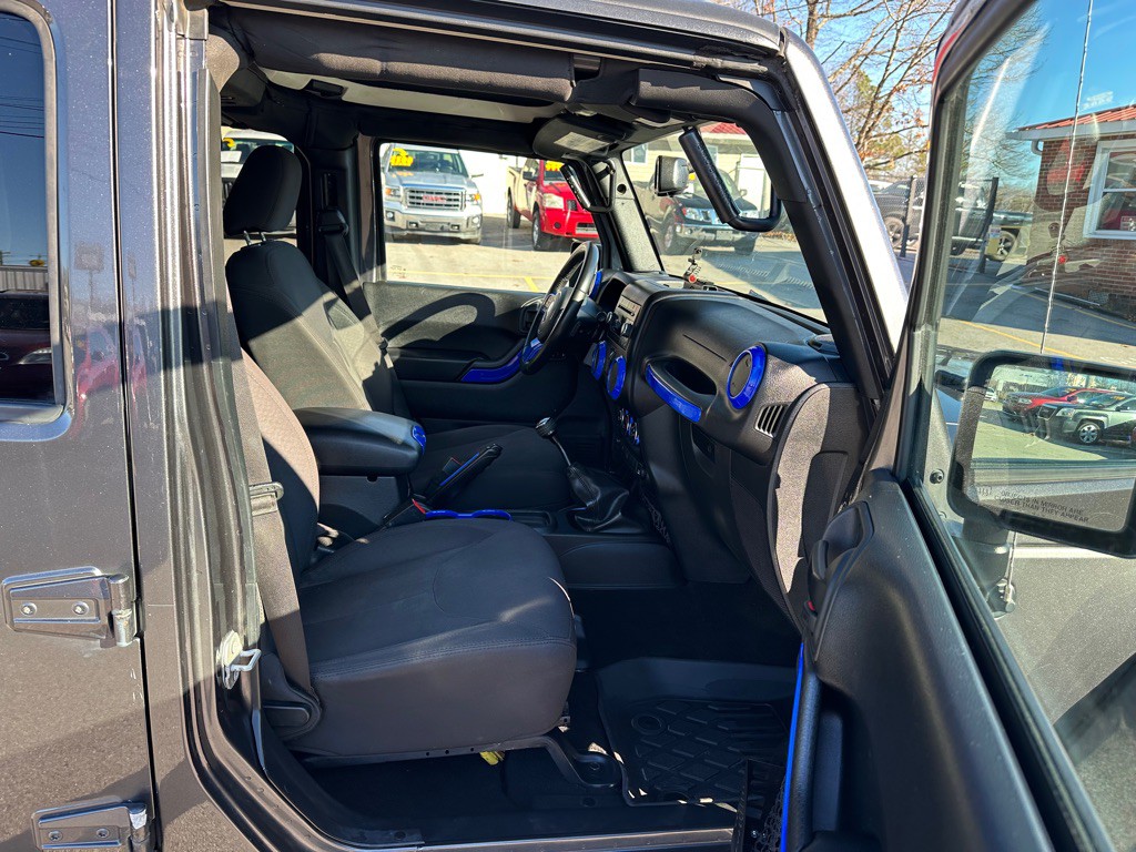 2017 Jeep Wrangler Unlimited Image 16