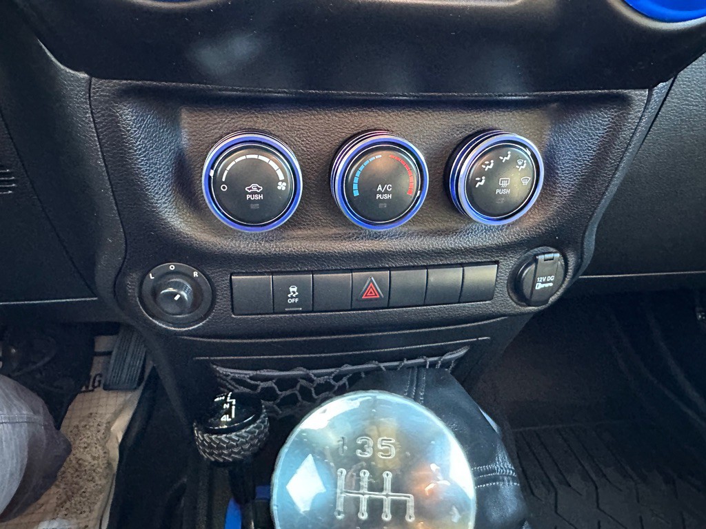 2017 Jeep Wrangler Unlimited Image 21