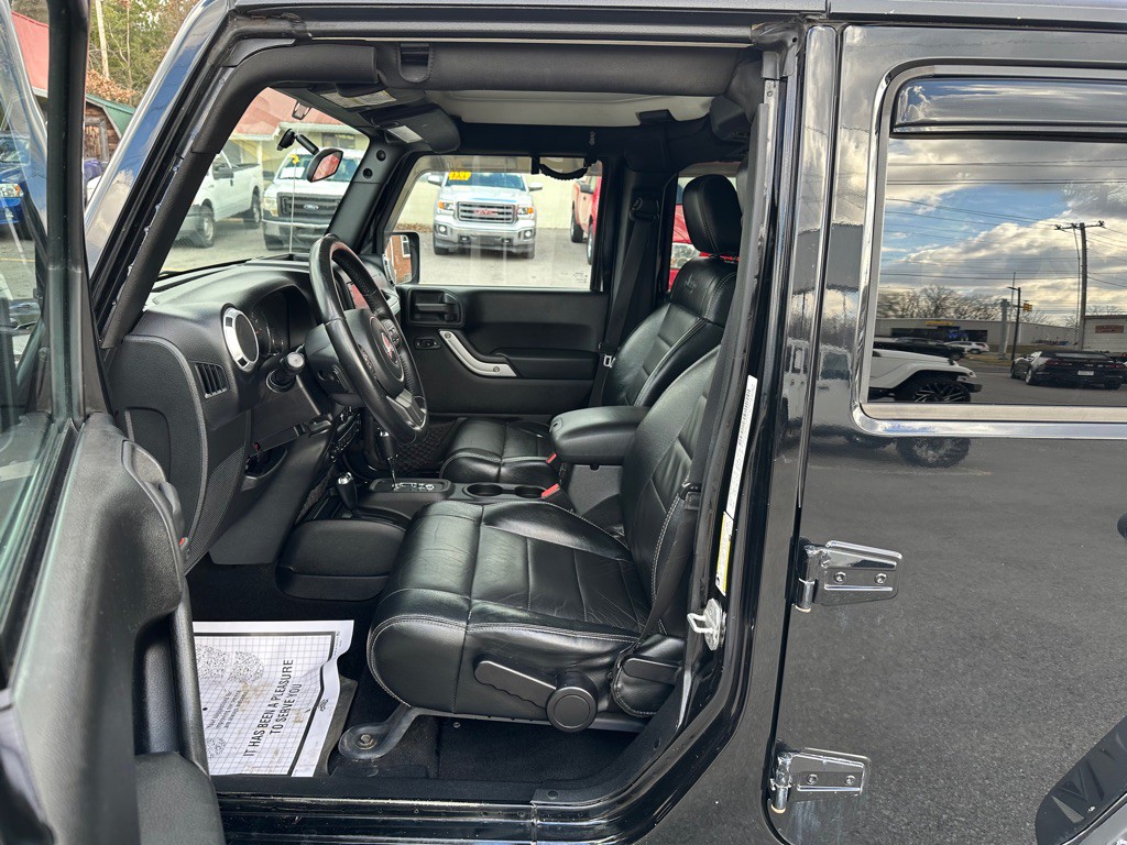 2012 Jeep Wrangler Unlimited Image 10