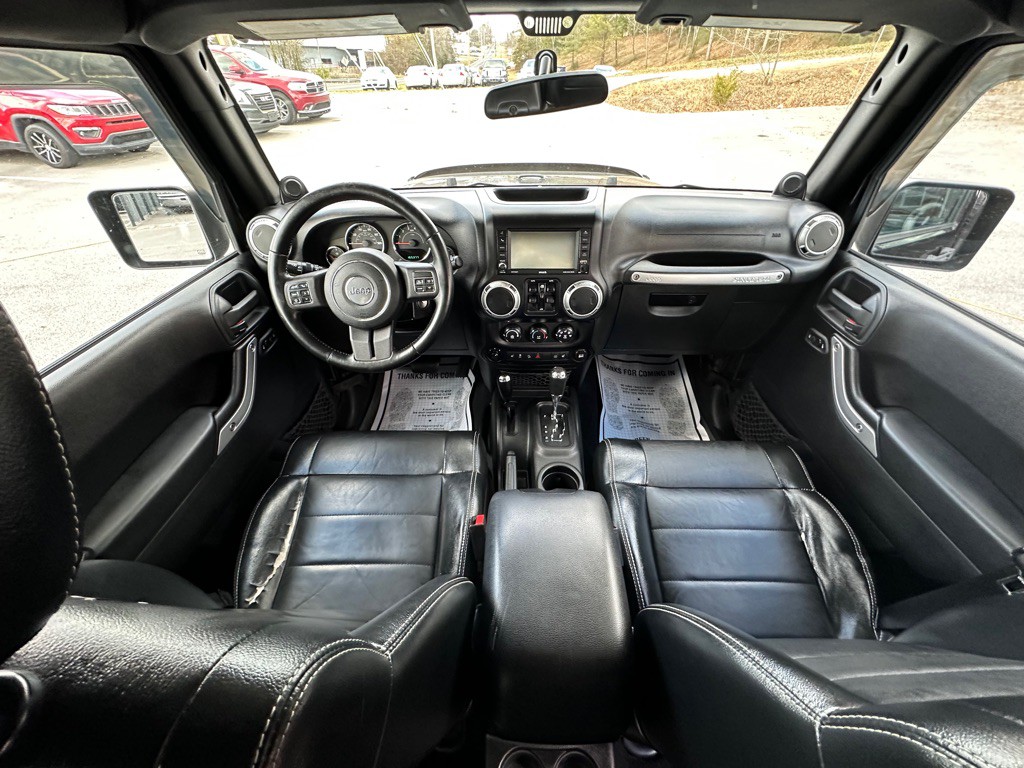 2012 Jeep Wrangler Unlimited Image 18