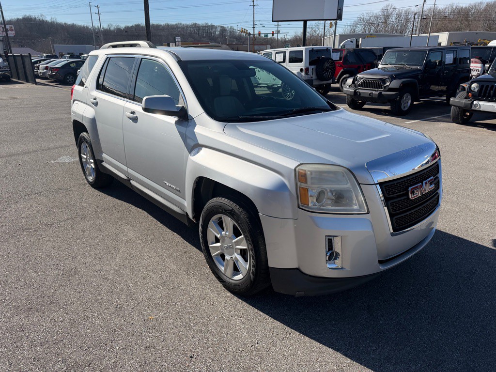 2010 GMC Terrain Image 3