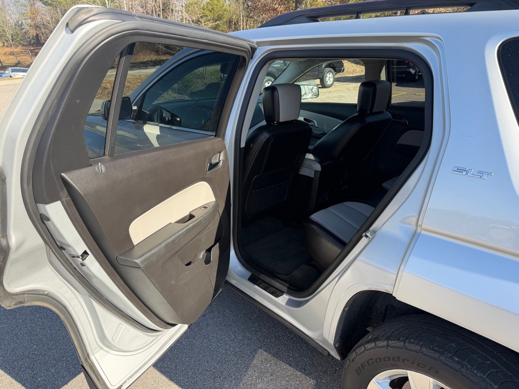 2010 GMC Terrain Image 11