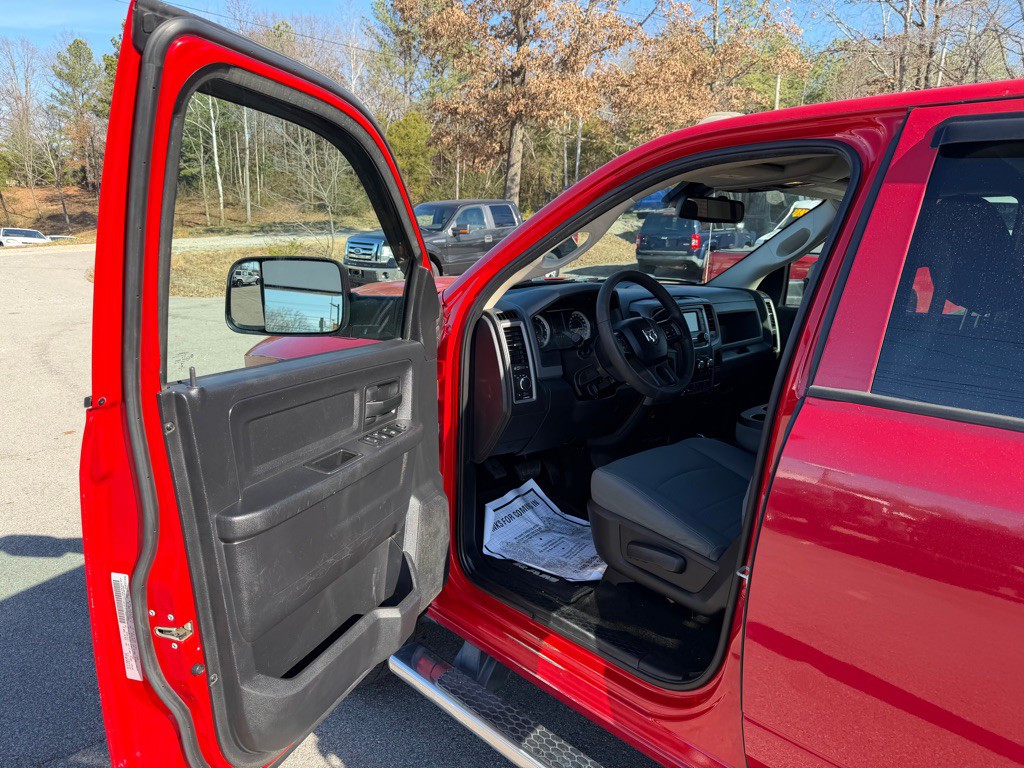 2016 RAM 2500 Image 9