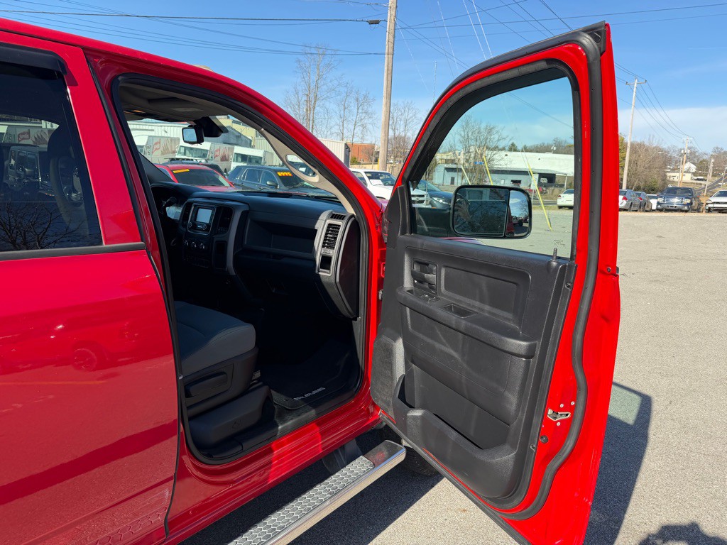 2016 RAM 2500 Image 15