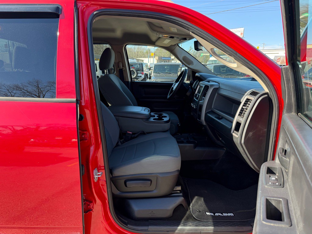 2016 RAM 2500 Image 16