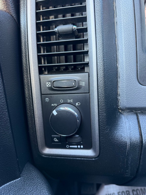 2016 RAM 2500 Image 22