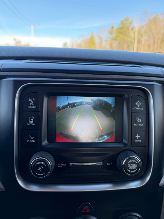 2016 RAM 2500 Image 25