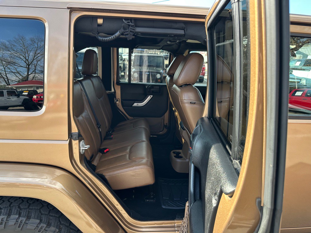 2015 Jeep Wrangler Unlimited Image 14