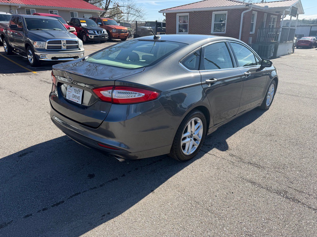 2015 Ford Fusion Image 5